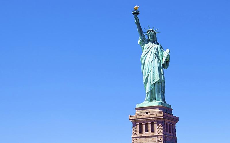 如何买到美国投资入籍呢？了解获得美国投资入籍的途径和注意事项